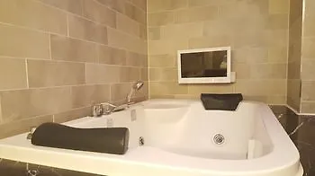 2 Heaven Hotel Busan