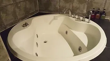 2 Heaven Hotel Busan