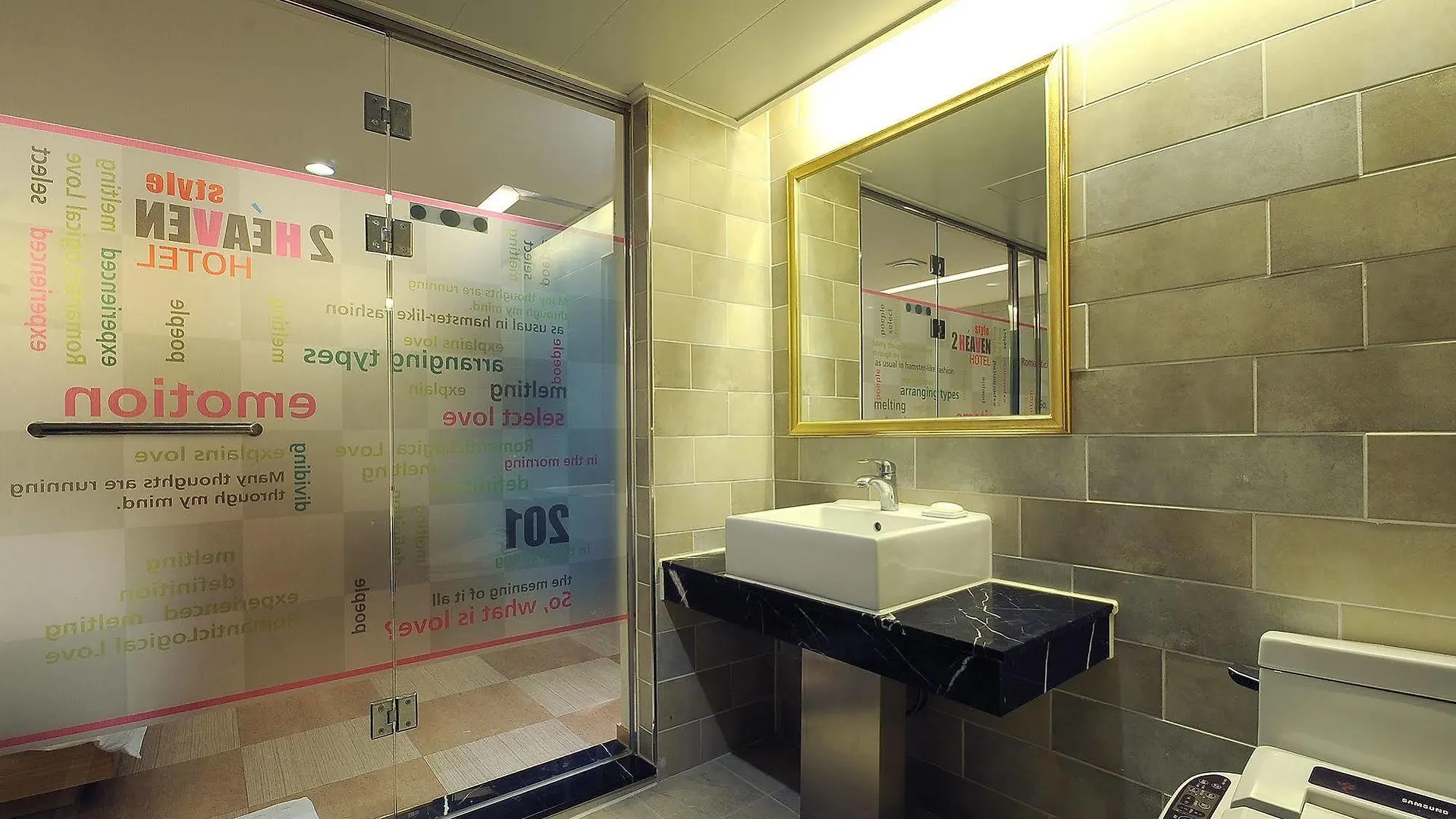 2 Heaven Hotel Busan South Korea