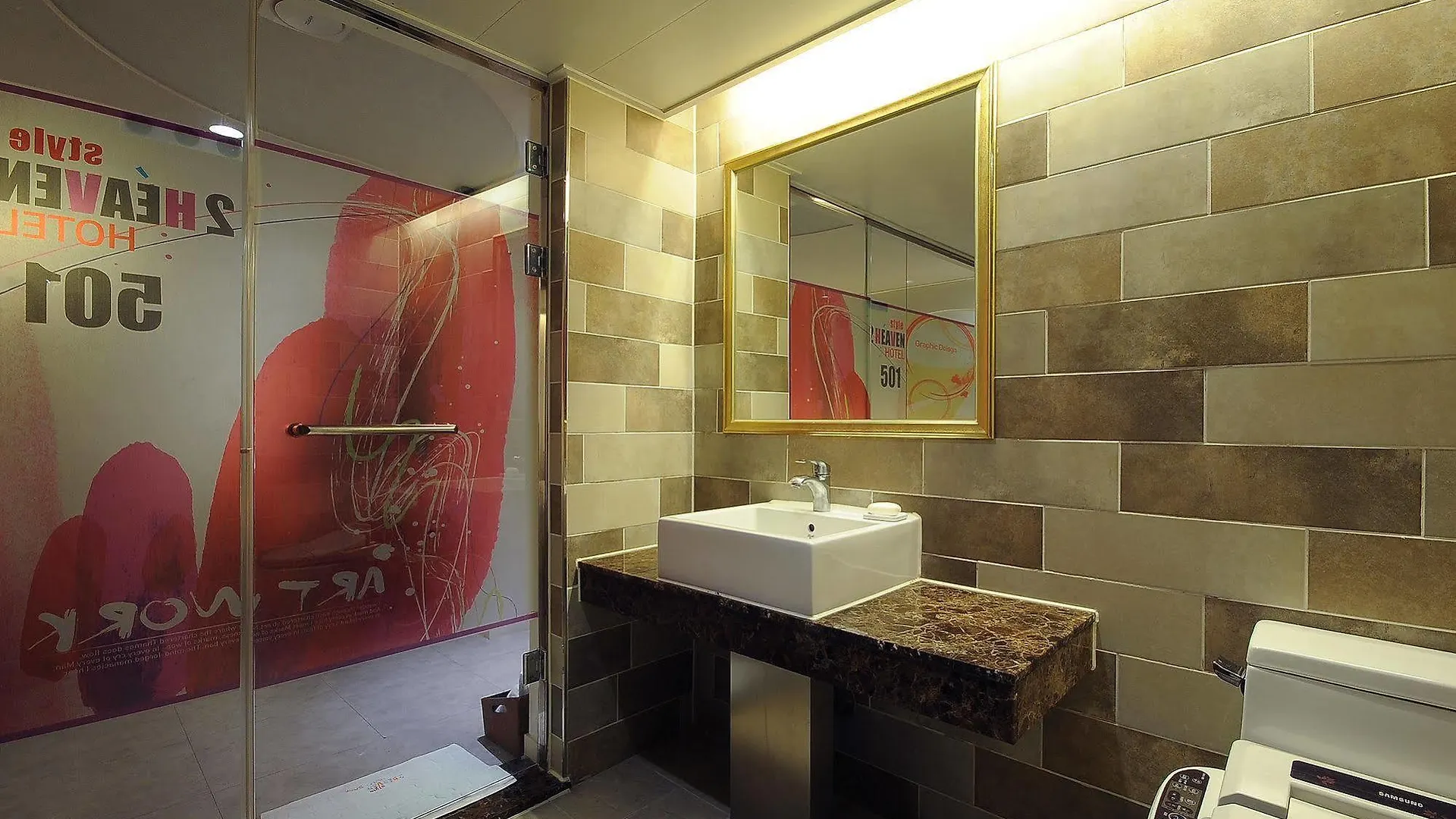 2 Heaven Hotel Busan 0*,  South Korea